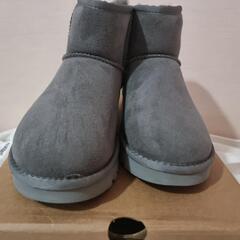 UGG ブーツ 新品未使用品 処分価格 まとめてで2000引きの画像