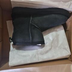 UGG 新品未使用品 処分価格の画像