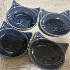 猫ネコ醤油皿