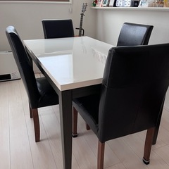 ダイニングテーブルセットの画像