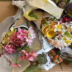 造花、季節の飾り物
の画像