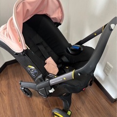 チャイルドシート　doona　