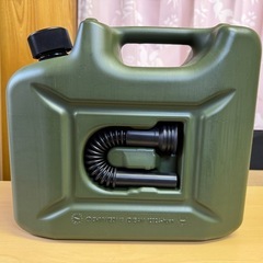 未使用品✨ヒューナースドルフ　激おしゃれ　タンク　ドイツ製　サーフィン　キャンプ　10ℓ  カーキ色　オリーブ　の画像