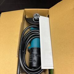 【未使用】マキタ　ディスクグラインダ　9533BL　付属品・説明書・箱付き　箱に文字あり【ハンズクラフト熊本けやき通り店】の画像