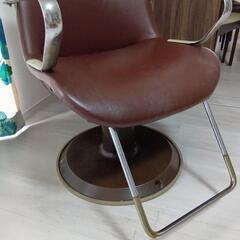 美容室の椅子の画像