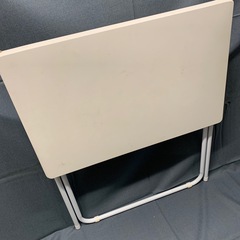出張買取実施中★折りたたみテーブル　デスク　の画像