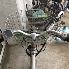 地域限定送料無料　ブリヂストン　アルベルト　内装5段変速　回生充電　9,6AH　白　パスシティ　ビビ　神戸市　電動自転車　の画像