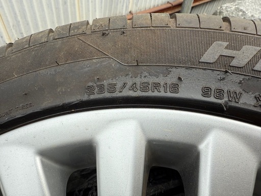 【売約済】18インチ 235/45R18 タイヤ付きホイール4本セット