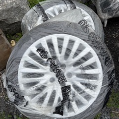 【売約済】18インチ 235/45R18 タイヤ付きホイール4本セットの画像