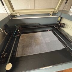 【川上製作所】レーザー裁断機　の画像