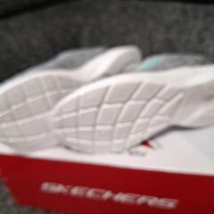 お話中22.5スケッチャーズの画像