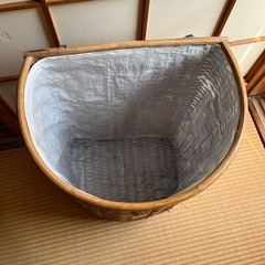 値下げしました　籐のカゴの画像