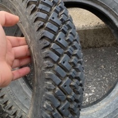 スノータイヤ BONSAN(ボンサン)バイクタイヤスクーター用 スパイク 前後輪共用 3.00-10 2PR チューブレスタイプの画像