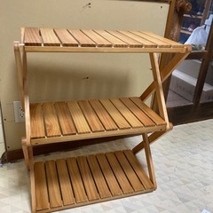 折りたためる棚
の画像