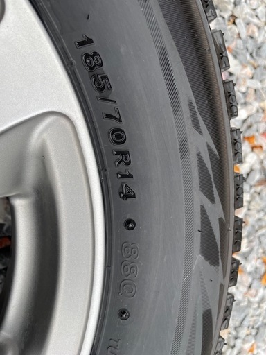 【冬タイヤ】ブリヂストンVRX2 185/70R14
