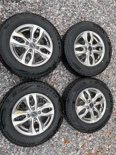 【冬タイヤ】ブリヂストンVRX2 185/70R14