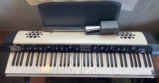鍵盤楽器、ピアノ KORG SV-2