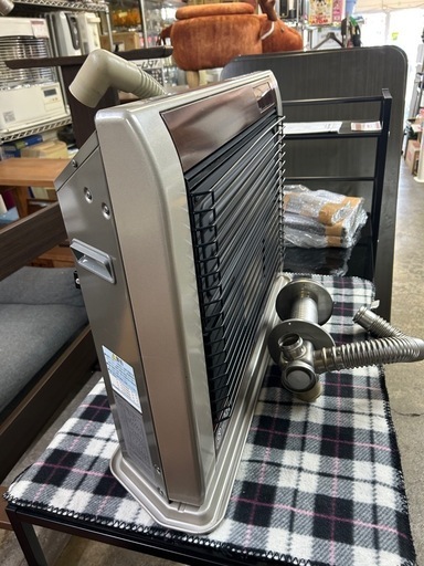 アース万代店　CORONA/コロナ 遠赤外線 FF式輻射暖房機 アグレシオ 19年製 FF-AG6819H  