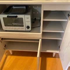★決定 𝐋𝐎𝐖𝐘𝐀 食器棚の画像