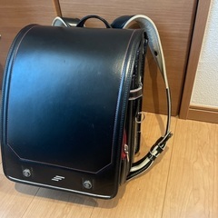 ランドセル⭐︎黒⭐︎天使の羽セイバン