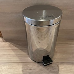 ステンレスゴミ箱