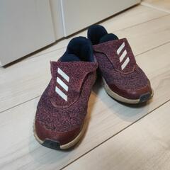 adidas　19cm