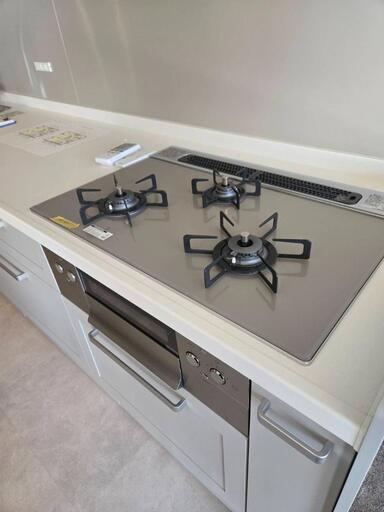 【超美品】ハーマン製（Panasonic）QSS31S6WH　3口ガスコンロ