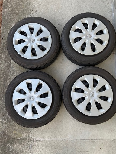 【バリ溝】 175/65R15 夏用ノーマルタイヤ アクア