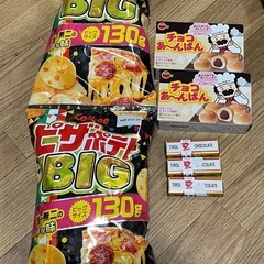 【受渡し予定】お菓子 ゲーム景品