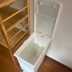 【〆切】ゴミ箱の画像