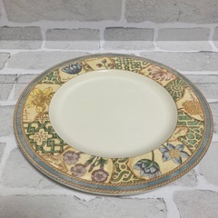 ⭐️WEDGWOOD(ウェッジウッド)28㎝プレート２枚セット⭐️の画像
