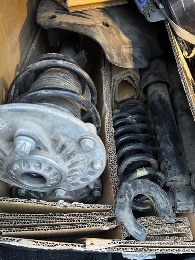 bmw  f30 3シリーズ 純正足ともう1台分純正バネ