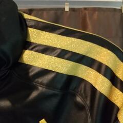 アディダス adidas ブラック ゴールドの画像