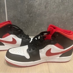 NIKE Air Jordan 1 Mid White Gym ...