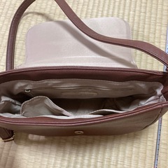 pink adobe　ショルダーバッグの画像