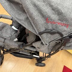 kinderwagon 二人乗りベビーカーの画像