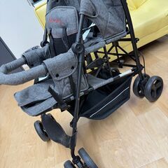 kinderwagon 二人乗りベビーカーの画像