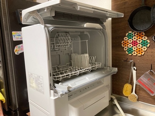 Panasonic 食器洗い乾燥機
NP-TSP1-W