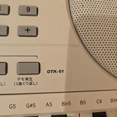 電子ピアノの画像