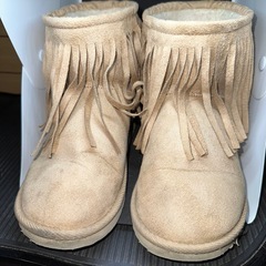 フリンジブーツ