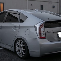 ZVW30 トヨタ プリウスの画像
