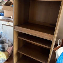 【まとめて回収してくれる方に2000円あげます】家具、家財。写真のもの全て無料で差し上げますの画像