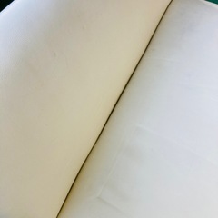 2人掛けソファ　収納付き　白　シンプルの画像