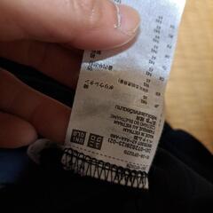 UNIQLOTシャツXLの画像