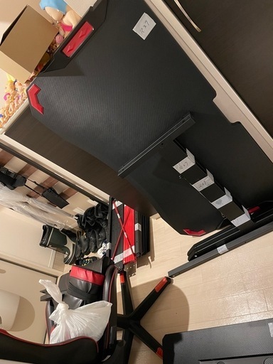 ゲーミングデスク、チェア、本棚セット
