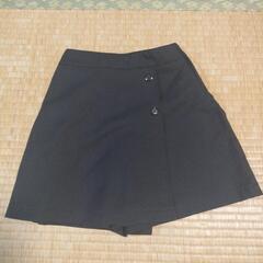 🌈小学生式服女子　スカート方ズボン（キュロット）140サイズ　美品