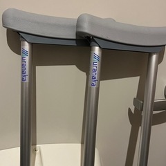 松葉杖　数日使用ですの画像