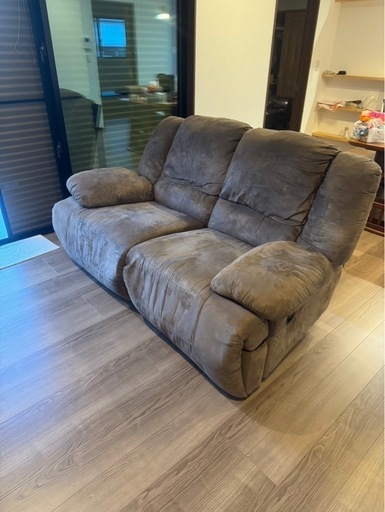 リクライニングソファー