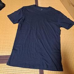 UNIQLOTシャツSの画像