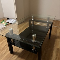 ガラステーブル
の画像